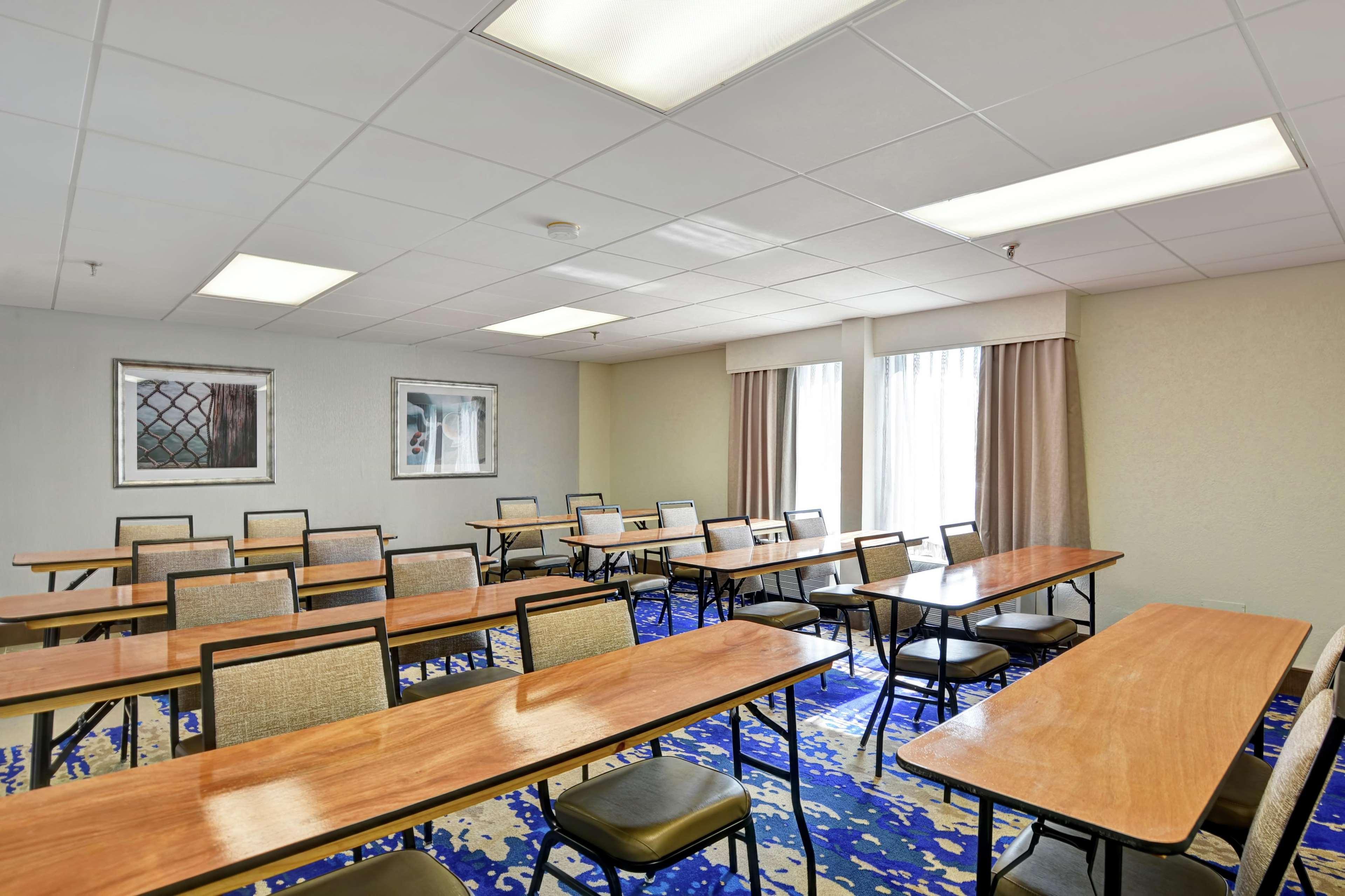 Hampton Inn By Hilton Milford Eksteriør bilde