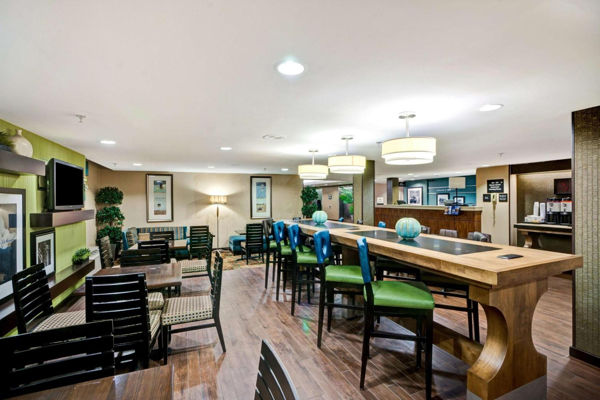 Hampton Inn By Hilton Milford Eksteriør bilde