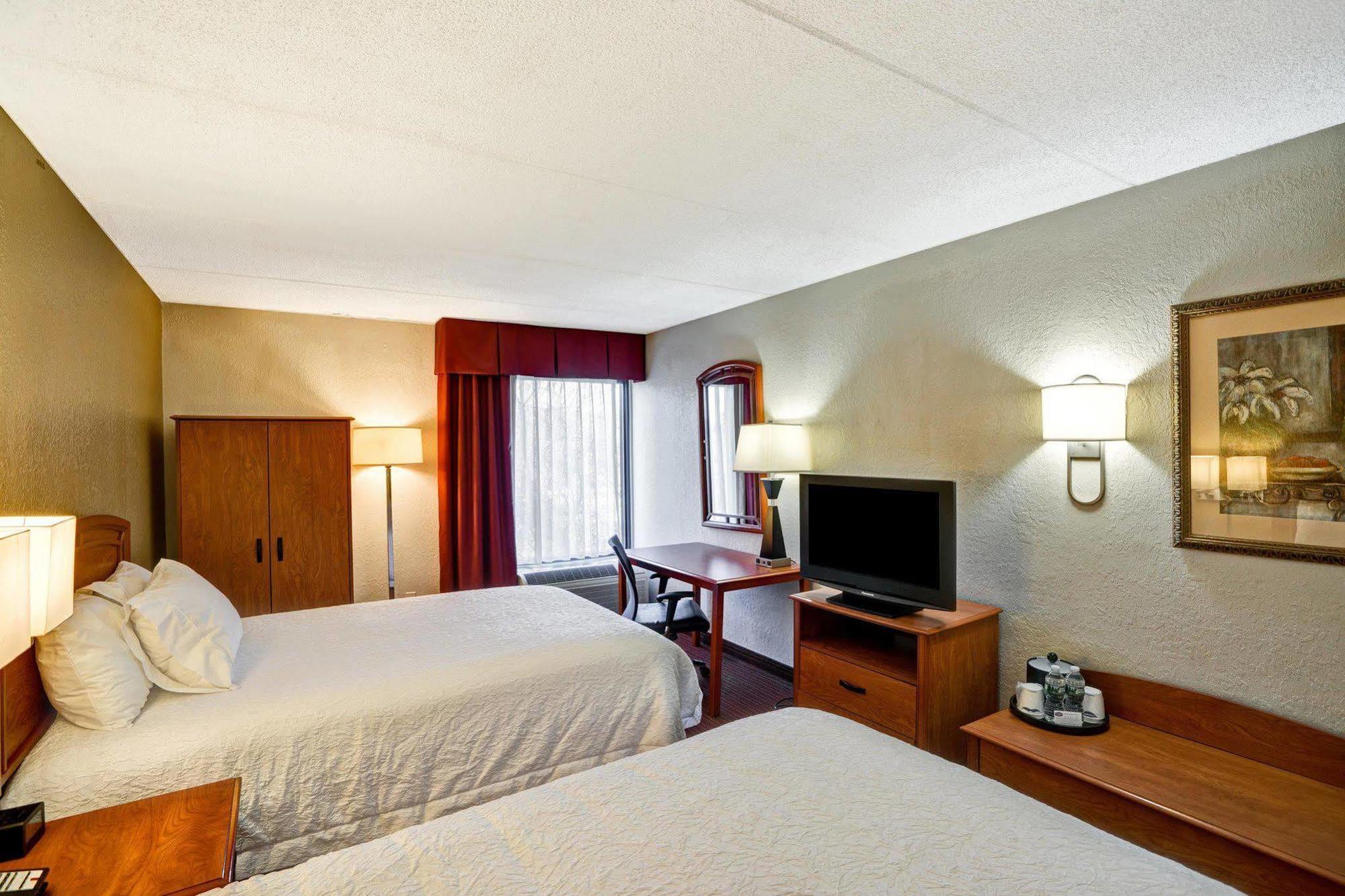 Hampton Inn By Hilton Milford Eksteriør bilde